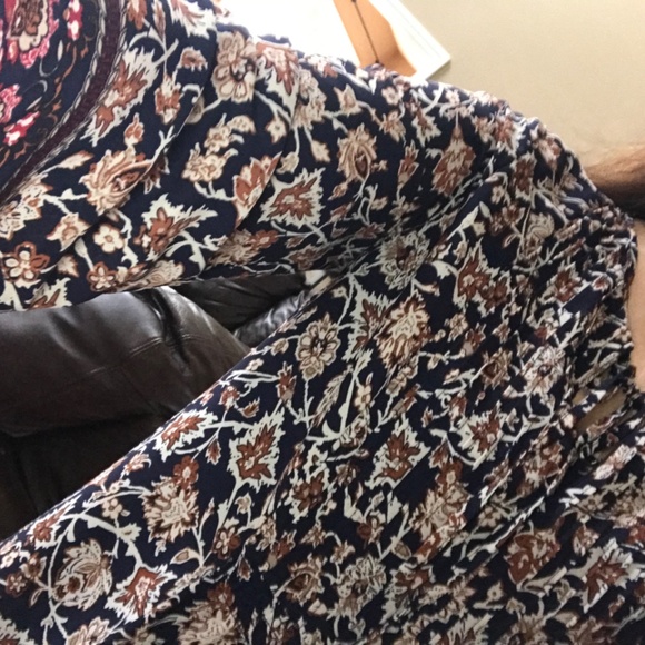 Long Sleeve Box Style Dress Lined Puffy Sleeves - Picture 10 of 16